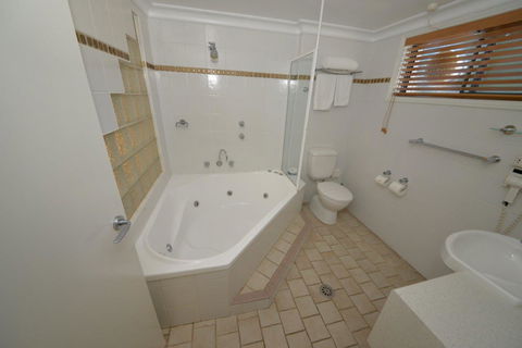 Rockpool Motor Inn - Accommodation QLD 7