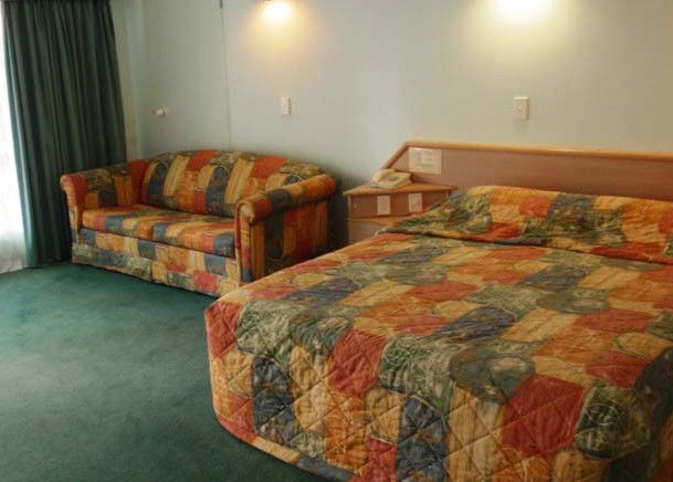 Runaway Bay QLD Accommodation QLD