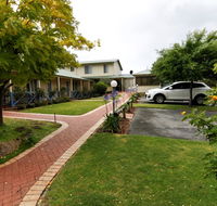 Park Avenue Holiday Units - Accommodation QLD