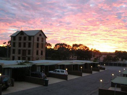 Yardarino WA Accommodation QLD