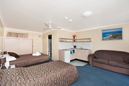 Byron Bay Side Central Motel - Accommodation QLD 2