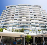 Seamark On First - Accommodation QLD
