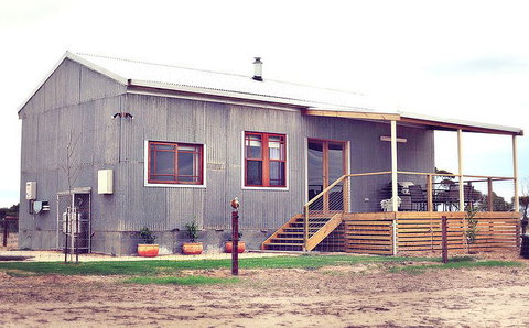 Redwing Farm - The Barn - Accommodation QLD 1