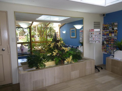 Pacific Surf Absolute Beach Apartments - Accommodation QLD 6
