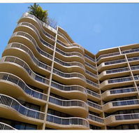 Hillcrest Central Apartment Hotel - Accommodation QLD