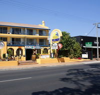 Delfinos Bay Resort - Accommodation QLD