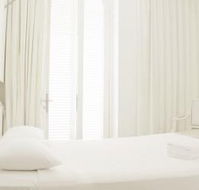 Lotel - Accommodation QLD