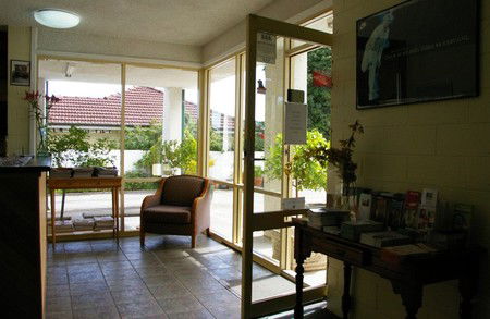 Mulgrave Court Motor Inn - Accommodation QLD 4