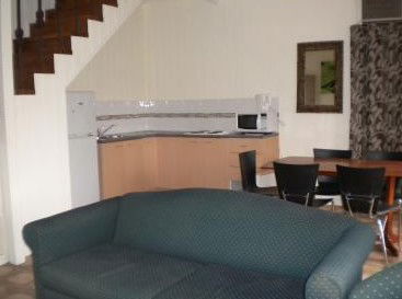 Newcastle Heights Motel - Accommodation QLD 1