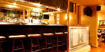 Jika International Hotel - Accommodation QLD 1