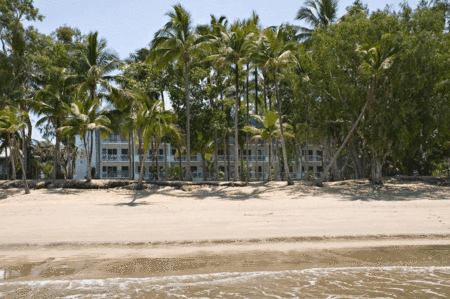 Agincourt Beachfront Apartments - Accommodation QLD