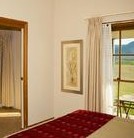Berenbell Vineyard Retreat - Accommodation QLD 3