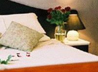 Australian Homestead Motor Inn - Accommodation QLD 0