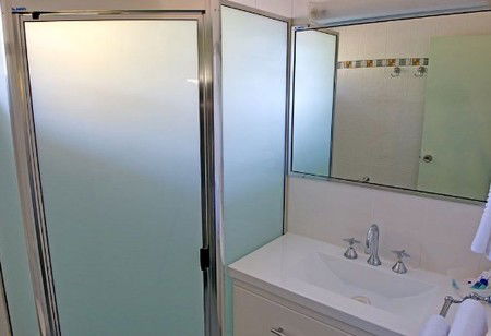 Billabong Lodge Motel - Accommodation QLD 4