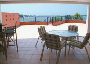 The Jetty Apartments - Accommodation QLD 1