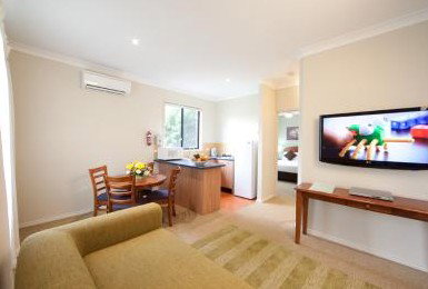 Pokolbin Hills Chateau Resort - Accommodation QLD 3