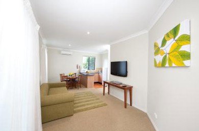 Pokolbin Hills Chateau Resort - Accommodation QLD 4
