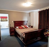 Centrepoint Motor Inn - Accommodation QLD