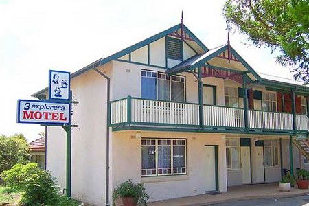 3 Explorers Motel - Accommodation QLD 0