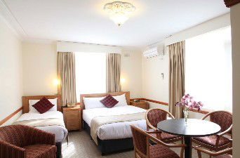 3 Explorers Motel - Accommodation QLD 2