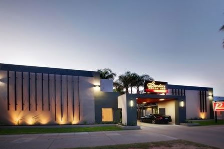 Sandors Motor Inn - Accommodation QLD 0