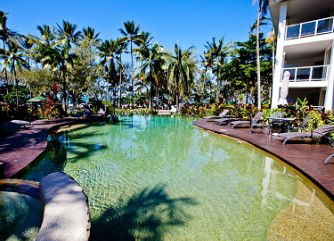 Port Douglas Beachfront Terraces - Accommodation QLD 3
