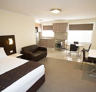 Country Comfort Premier Motel - Accommodation QLD