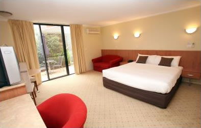 Best Western Chaffey International Motor Inn - Accommodation QLD 1