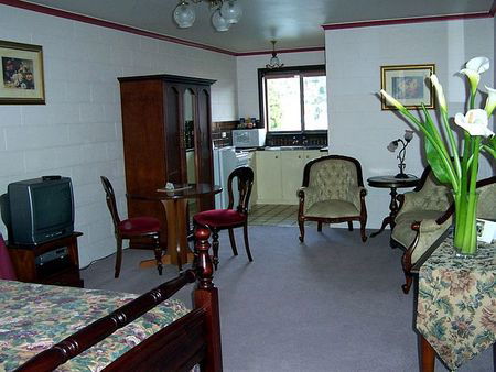 Grosvenor Court Apartments - Accommodation QLD 3