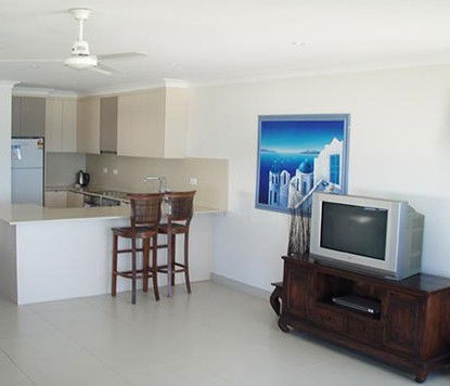 Paros On The Beach - Accommodation QLD 1