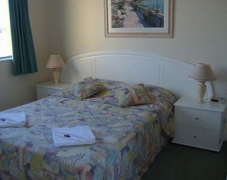 Fairseas Apartments - Accommodation QLD 3