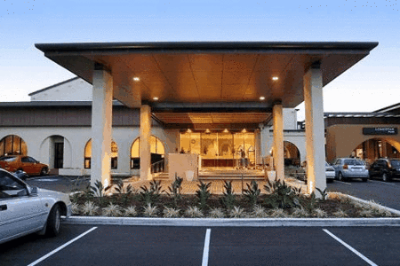 Quality Hotel Mermaid Waters - Accommodation QLD