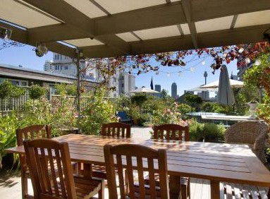 Regents Court - Accommodation QLD 1