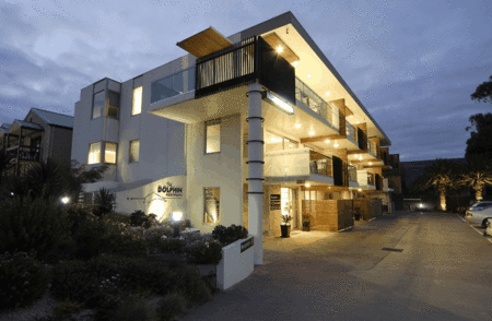 The Dolphin Apartments - Accommodation QLD