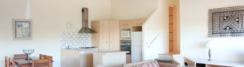 Peregian Court Resort - Accommodation QLD 2