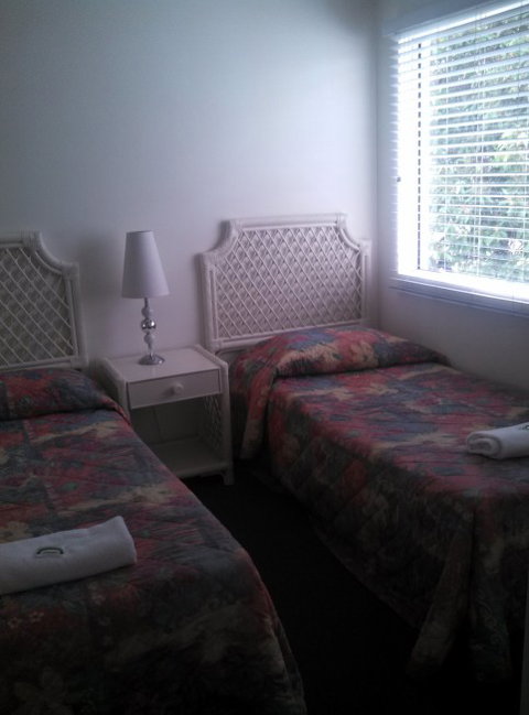 Tranquil Shores Holiday Apartments - Accommodation QLD 7