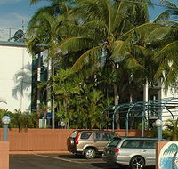 Coconut Grove Holiday Apartments - Accommodation QLD