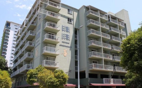 Luma Luma Holiday Apartments - Accommodation QLD 5