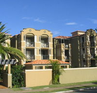 Beaches On Wave Street - Accommodation QLD