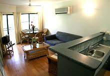 Half Moon Bay Resort - Accommodation QLD 4