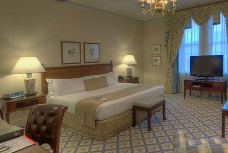 The Hotel Windsor - Accommodation QLD 0