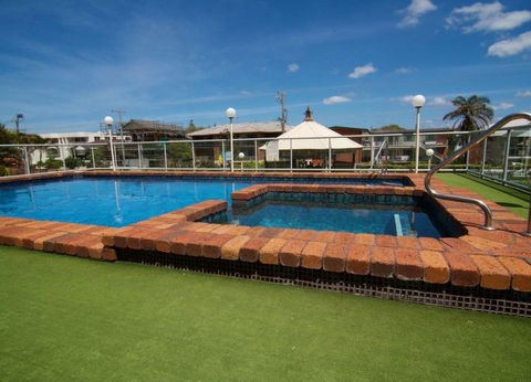 Foreshore Apartments, Mermaid Beach - Accommodation QLD 2