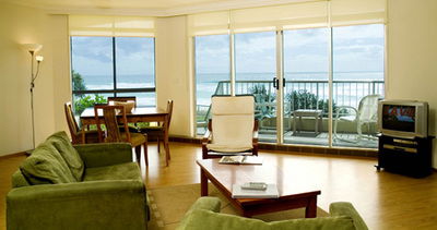 Foreshore Apartments, Mermaid Beach - Accommodation QLD 8