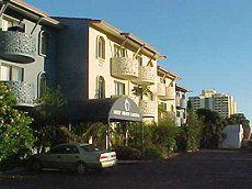 West Beach Lagoon - Accommodation QLD 4