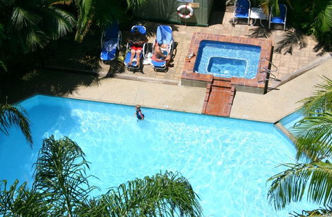 Horizons Burleigh Heads Holiday Apartments - Accommodation QLD 0