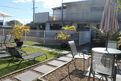 A' Montego Mermaid Beach Motel - Accommodation QLD 4