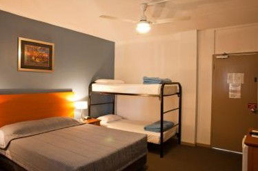 Vitina Studio Motel - Accommodation QLD 5