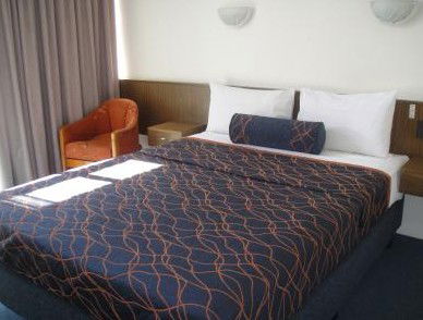 Airway Motel - Accommodation QLD 2