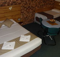 Surfside Resort Motel - Accommodation QLD