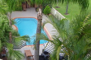 Surfside Resort Motel - Accommodation QLD 4